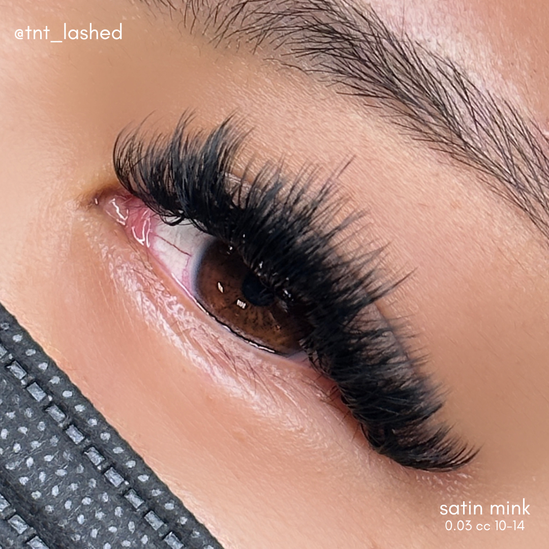 0.03 SATIN MINK lash trays (DARKEST lashes) π